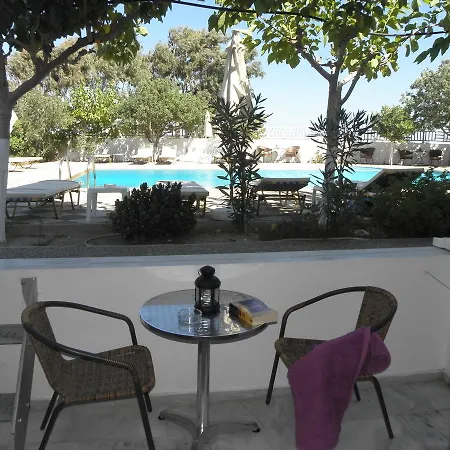 Areti Hotel Kamari (Santorini)