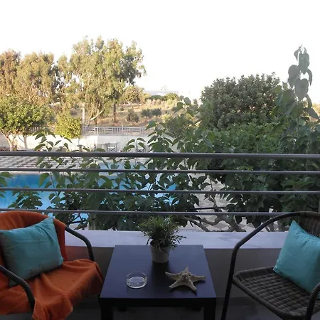 Hotel Areti Kamari (Santorini)