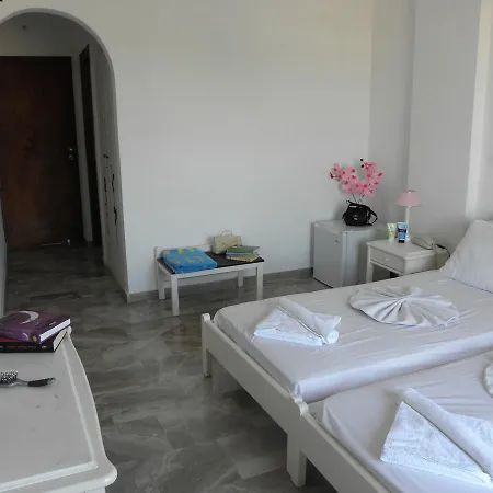 Hotel Areti Kamári
